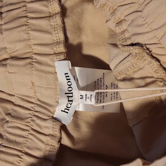 Heartloom Paperbag Styled Linen Blend Short Size Medium - Picture 9 of 9